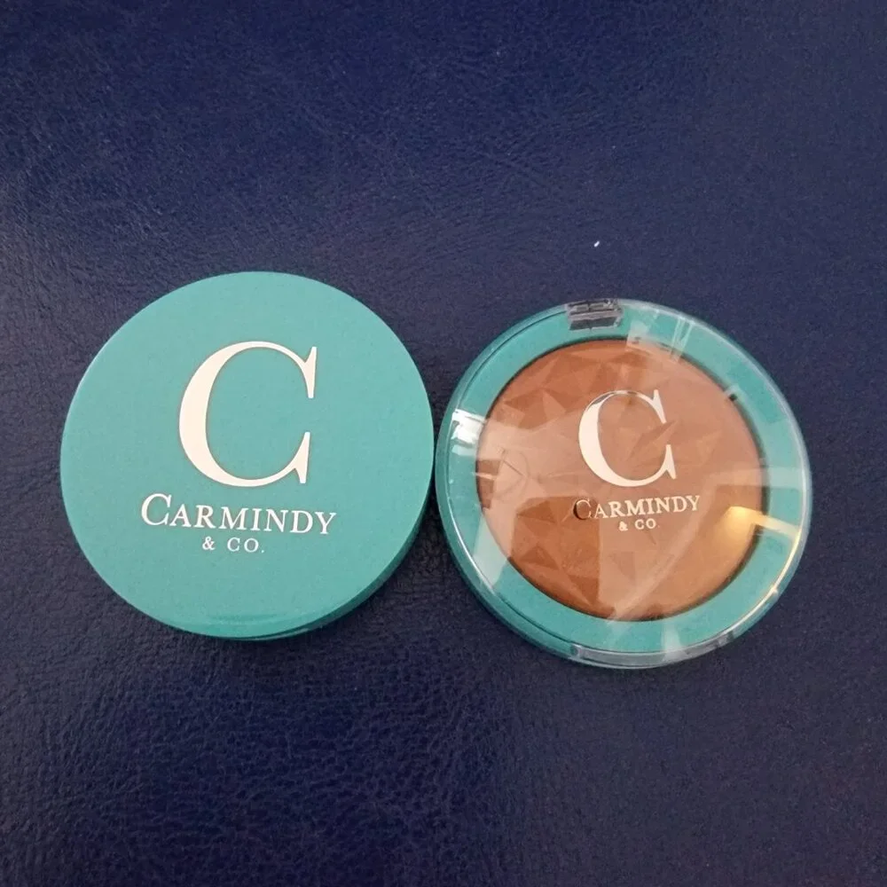 Carmindy & Co makeup Bronzer Aloha and Bright Eyes Concealer Medium